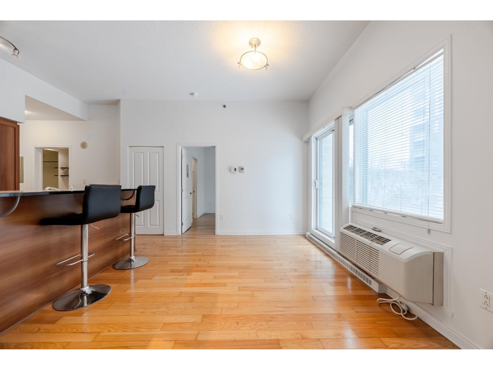 1280 Rue St-jacques, #102 Property Photo 6