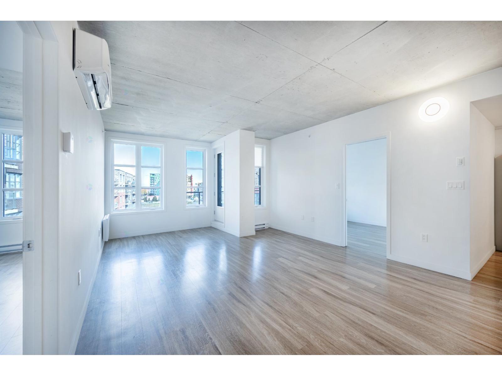 5250 Boul. Henri-bourassa O., #611 Property Photo 2