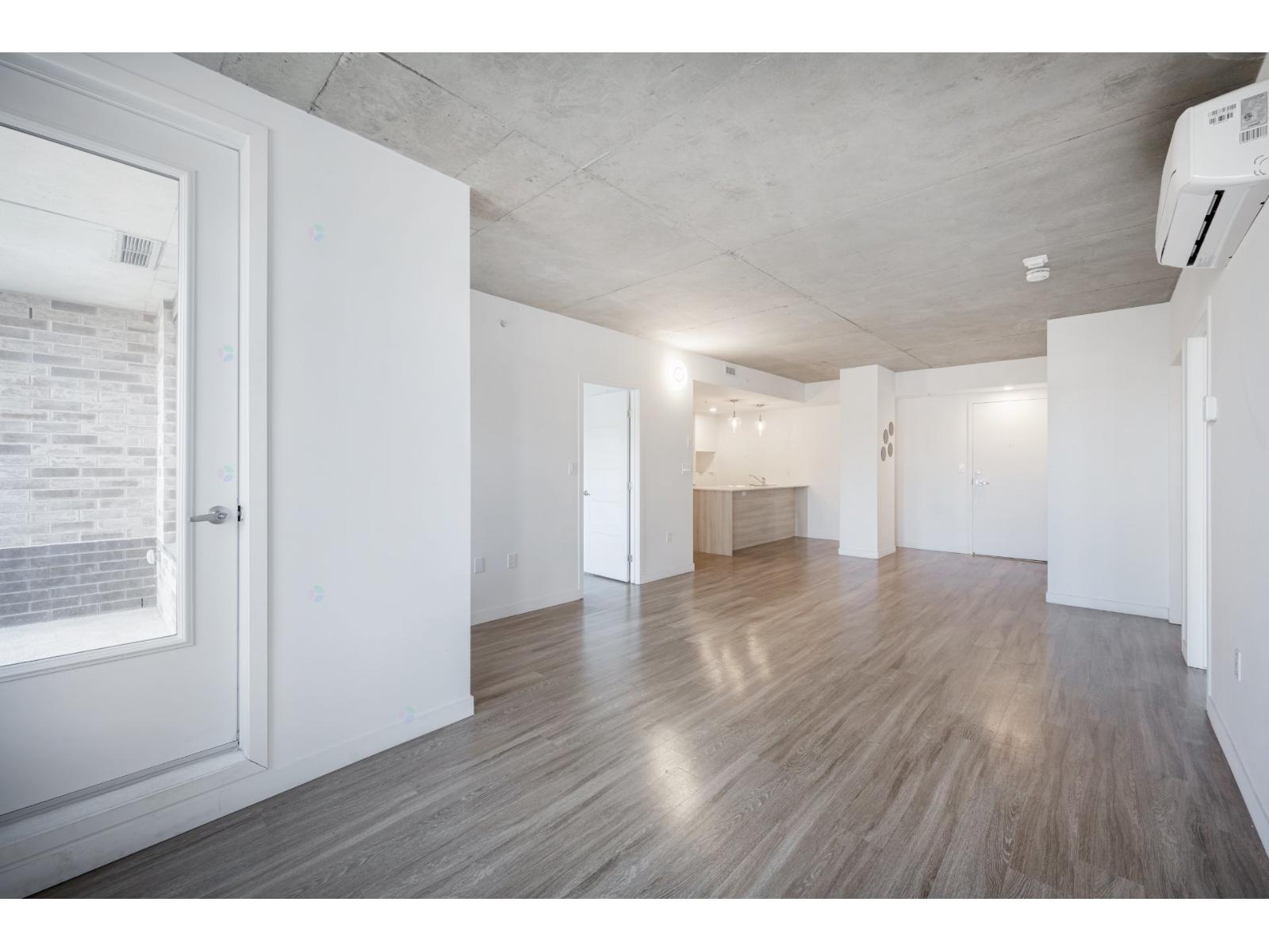 5250 Boul. Henri-bourassa O., #611 Property Photo 10