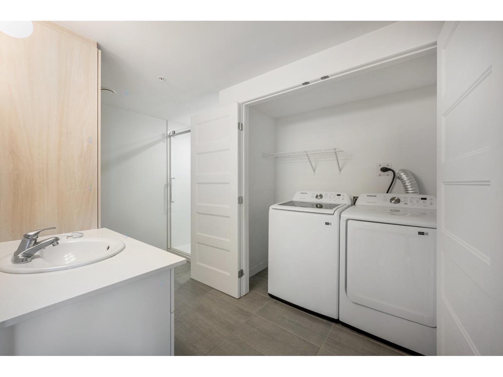 5250 Boul. Henri-bourassa O., #611 Property Photo 23