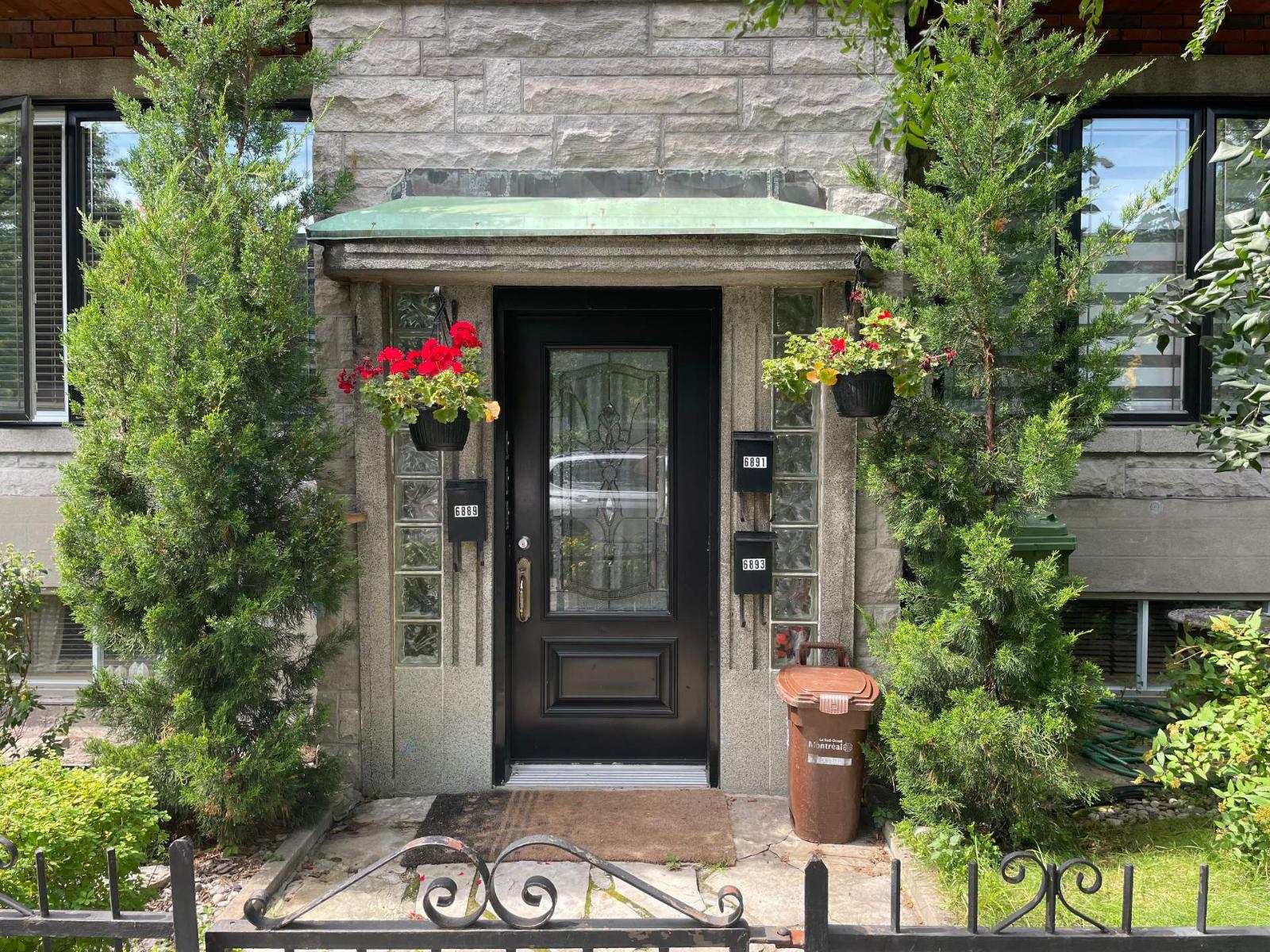 6891 Rue Beaulieu