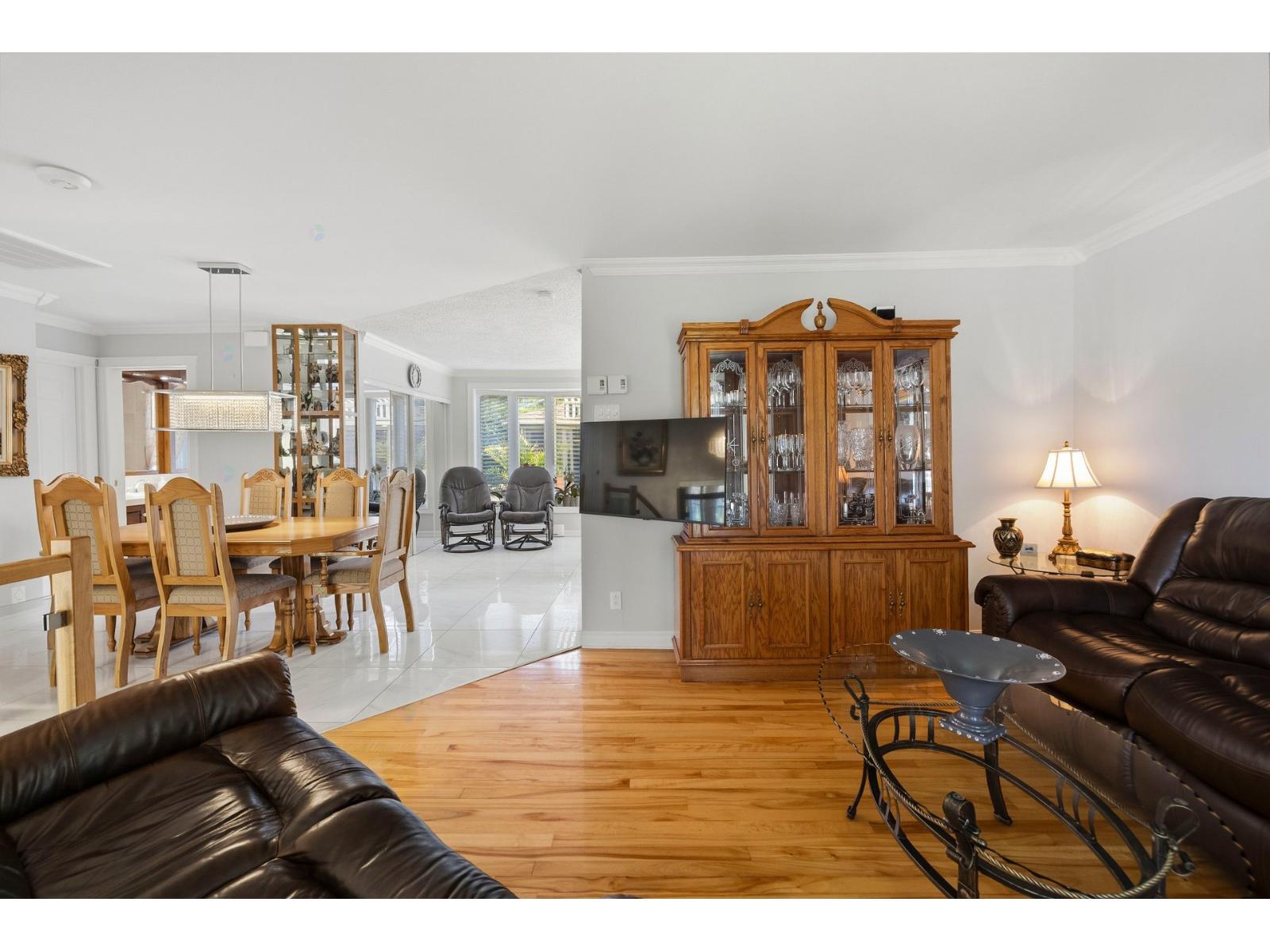 410 Rue Bernard Property Photo 8