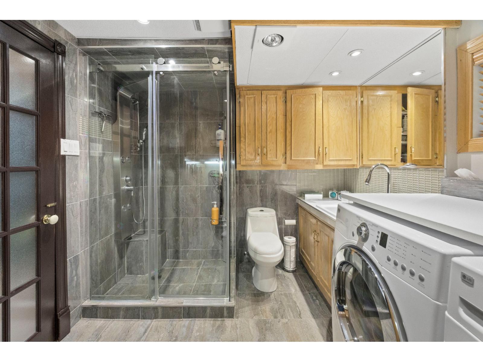 410 Rue Bernard Property Photo 31