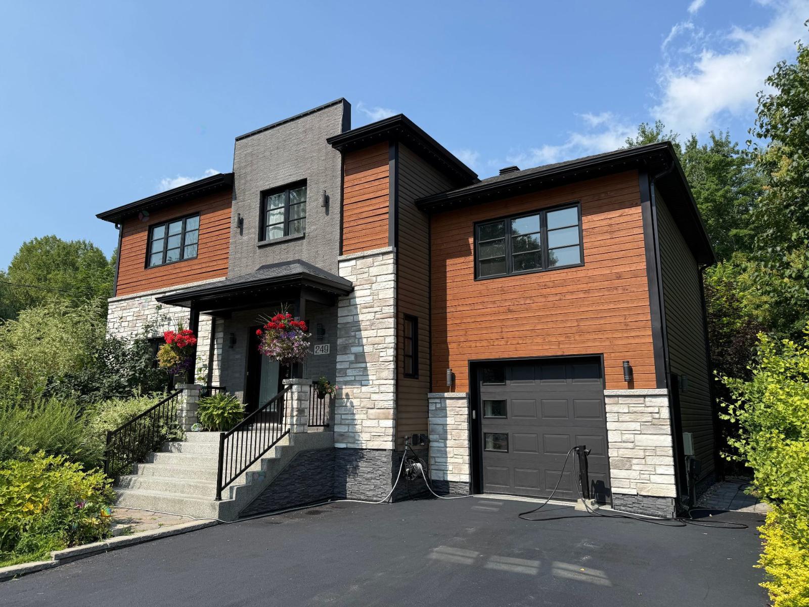 249 Rue Brock Property Photo 34