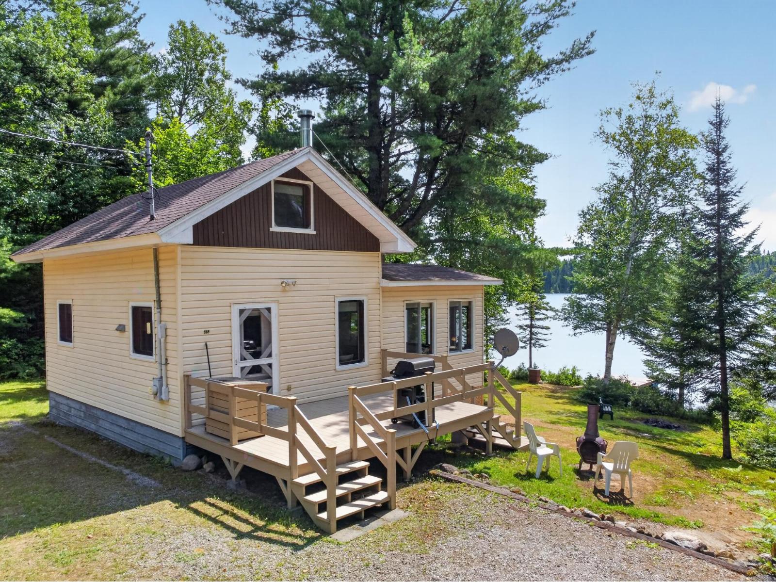 566 Ch. Beausoleil Property Photo 1