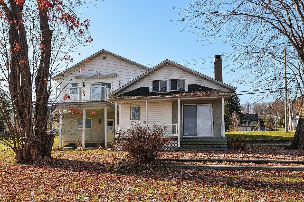 981 Rg St-david Property Photo 8
