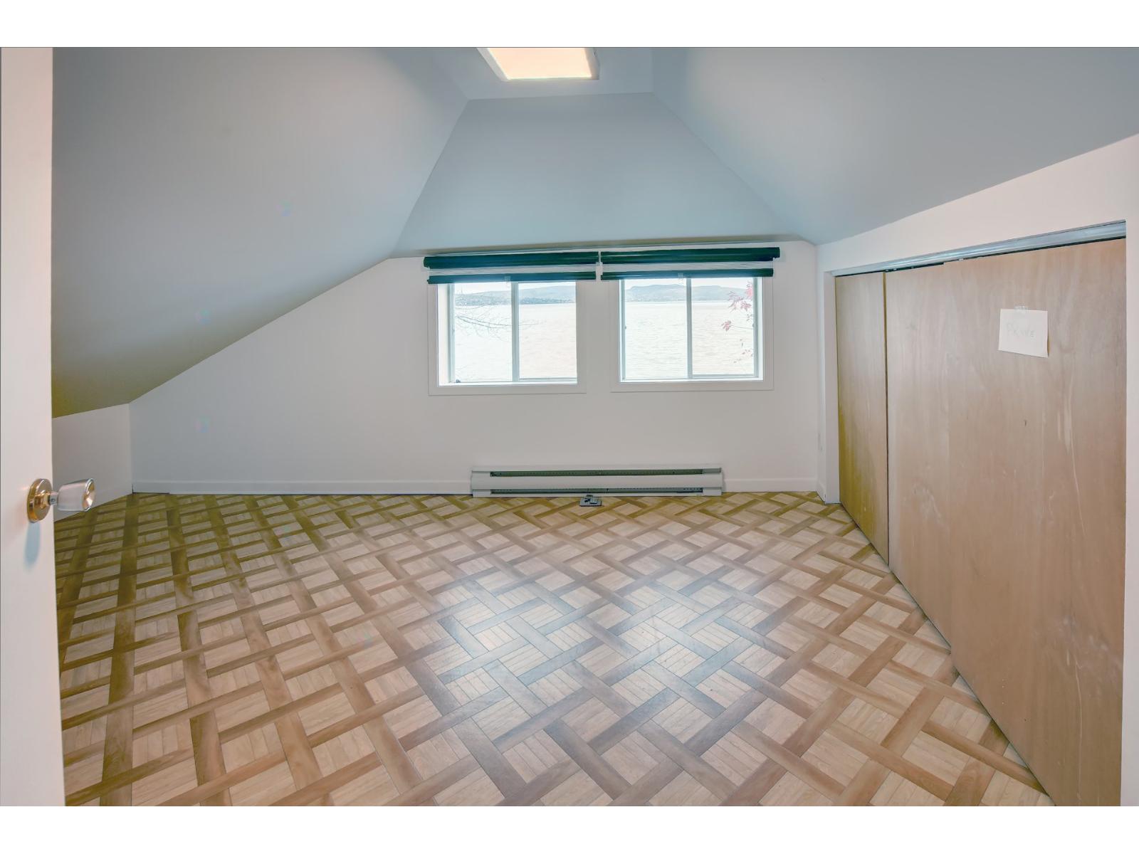 981 Rg St-david Property Photo 36