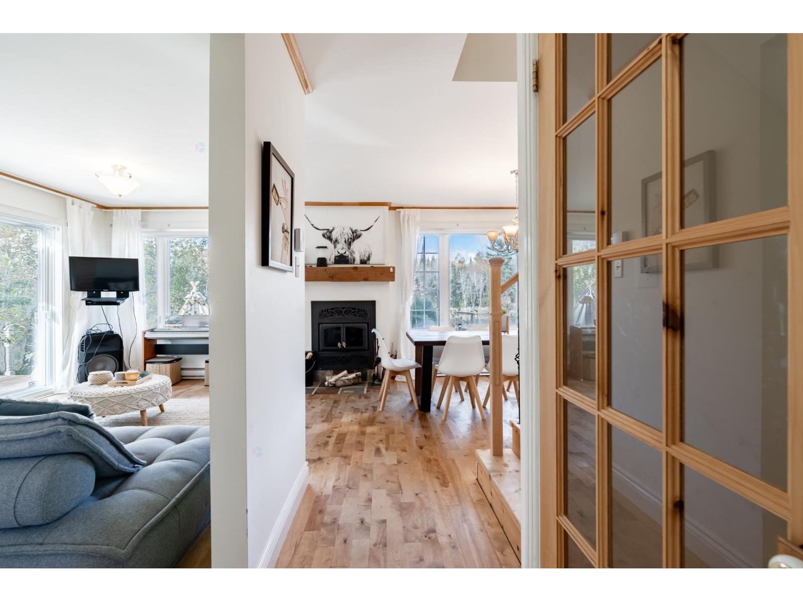 1595 Mtée De La Réserve Property Photo 10