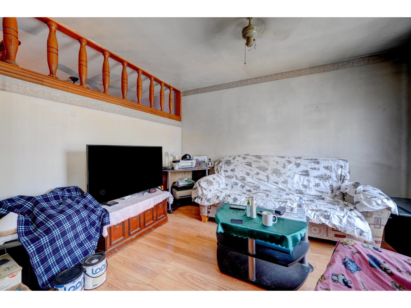 353-355a 3e Avenue Property Photo 17