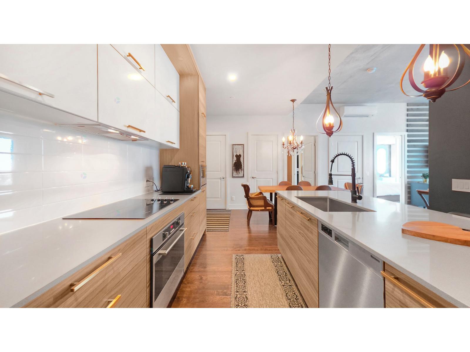 15 Av. Gendron, #605 Property Photo 1