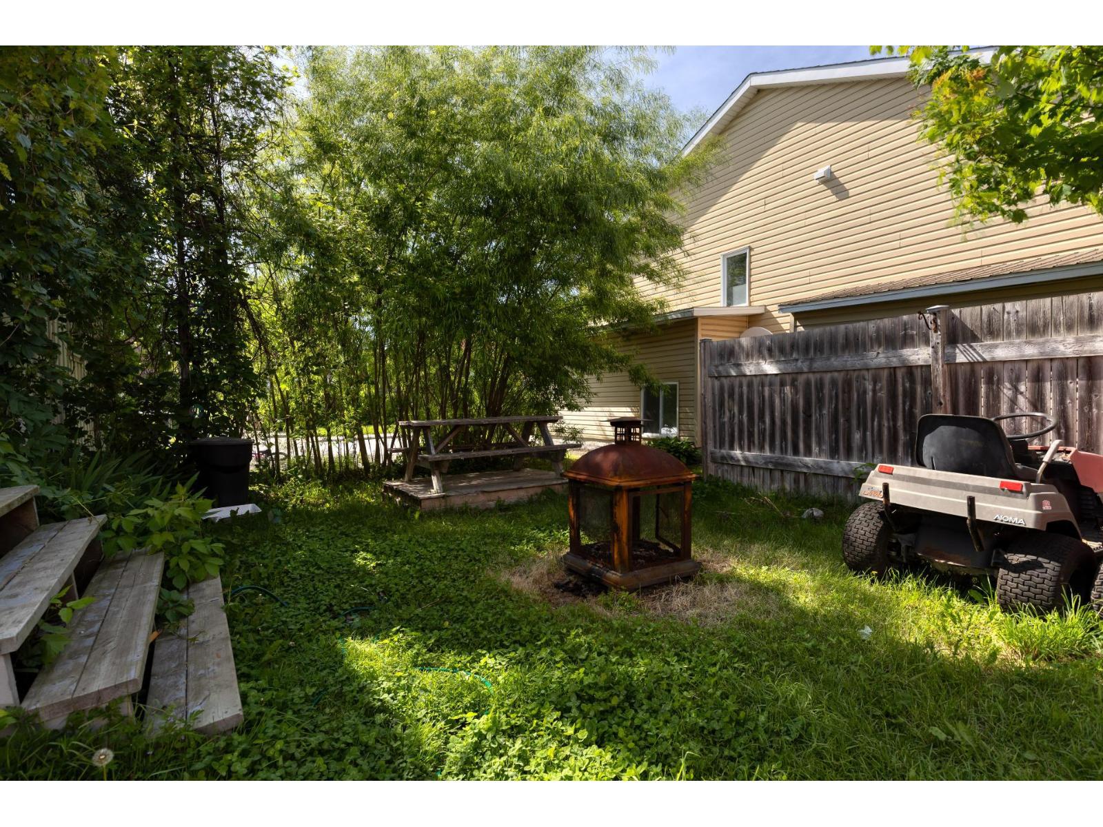 189-191 14e Avenue Property Photo 18