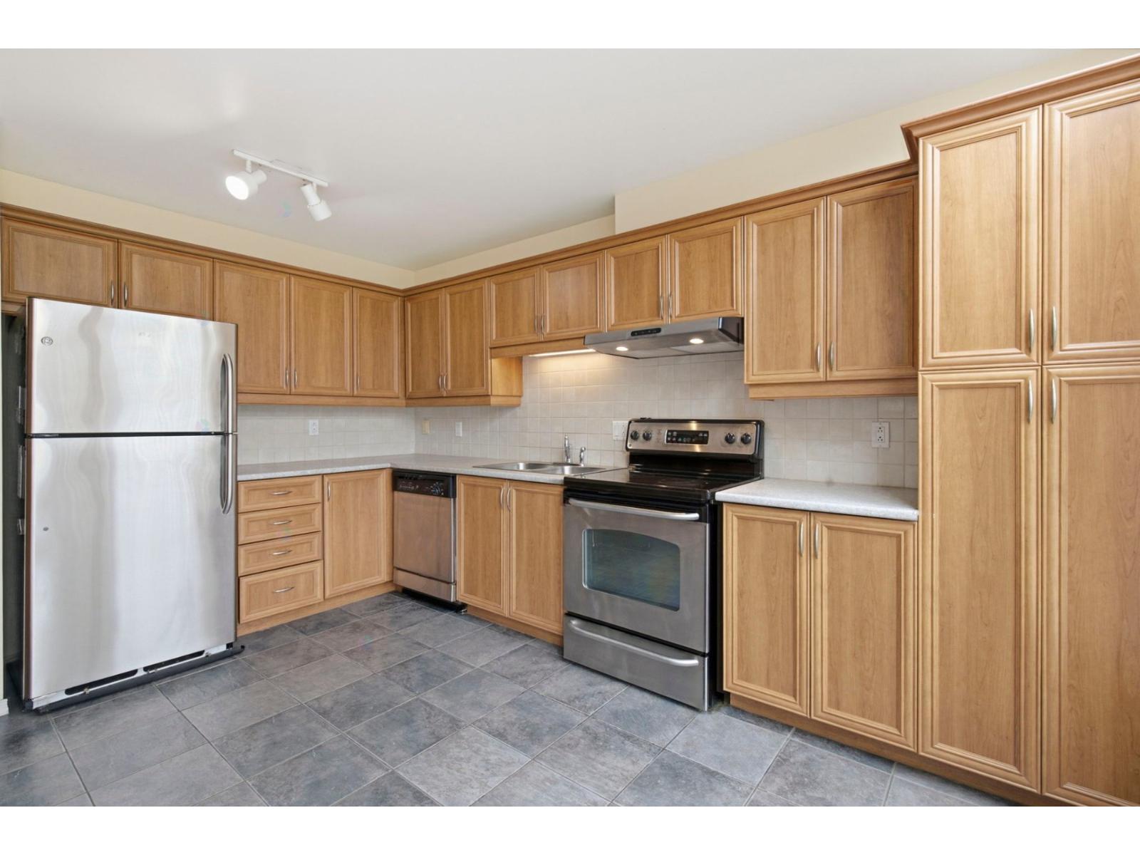 3550 Rue Anatole-carignan Property Photo 9
