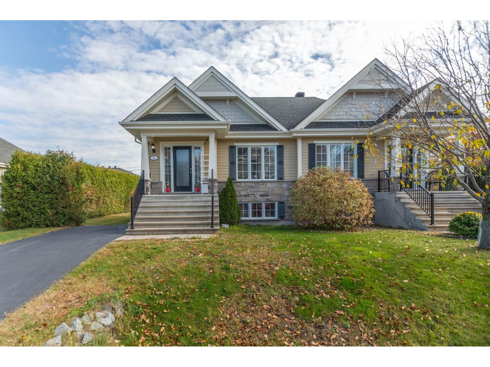 50 Rue Jacques-riopel Property Photo 1