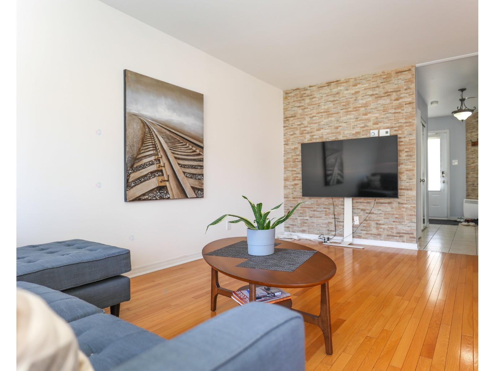 402 Rue Des Merles Property Photo 8