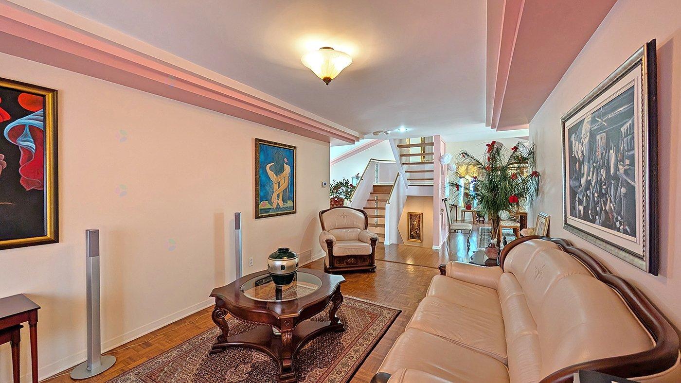 229 Rue Balzac Property Photo 28