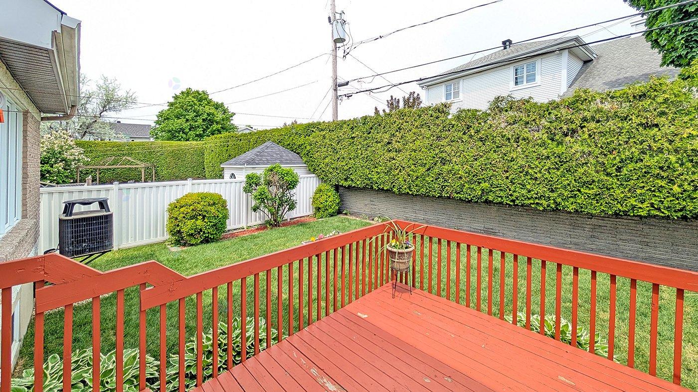 229 Rue Balzac Property Photo 49