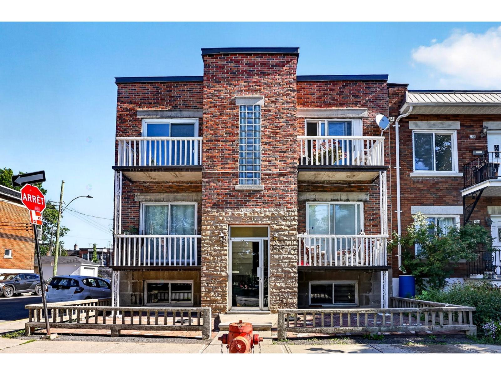 7275 Rue De La Roche, #4 Property Photo 1