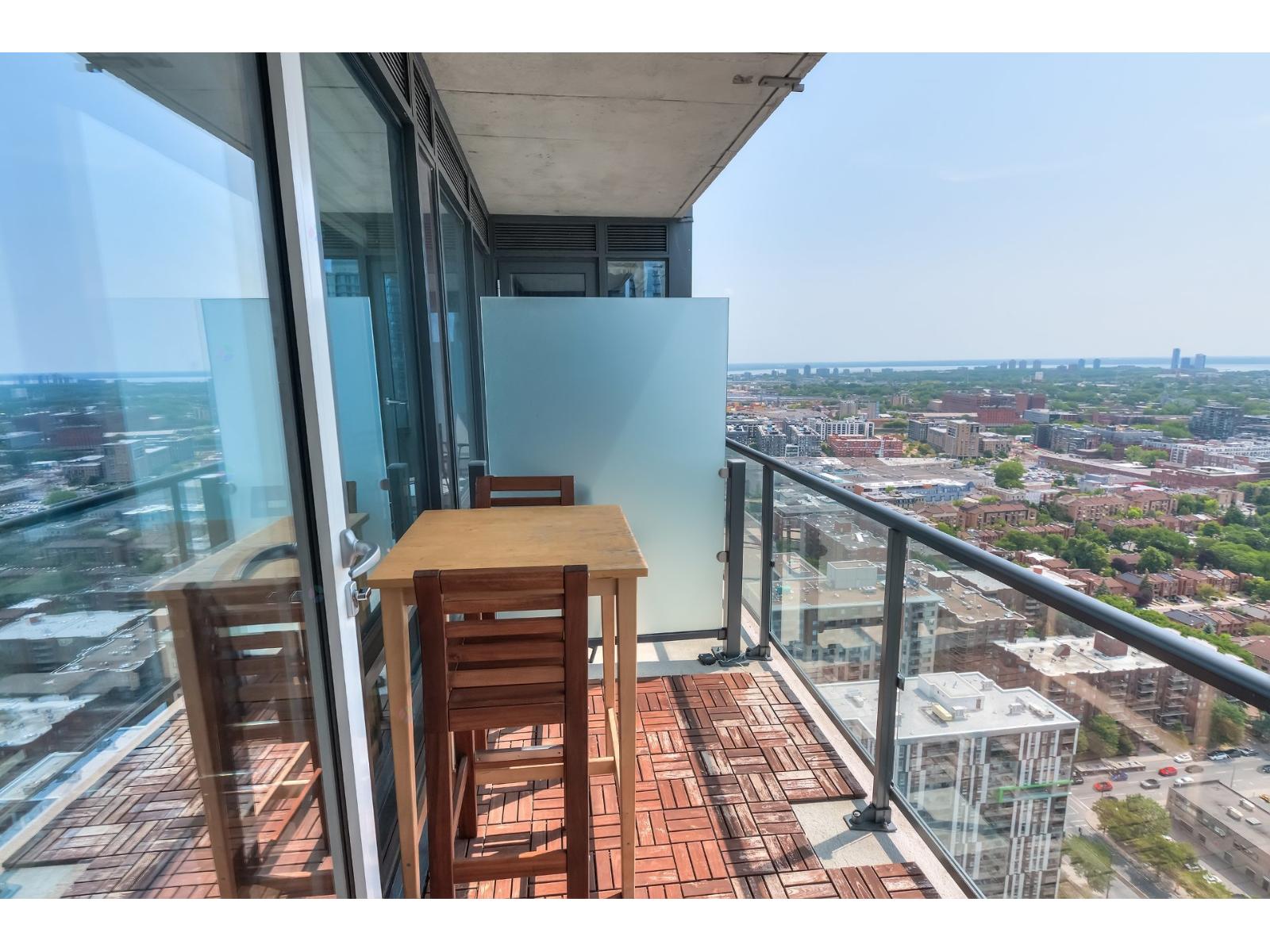 1188 Rue St-antoine O., #3606 Property Photo 12