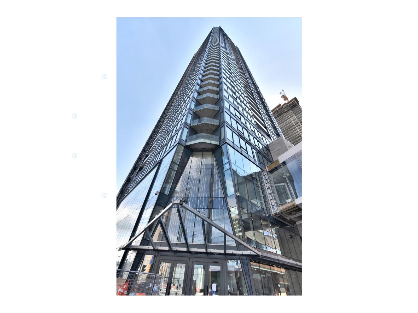 1188 Rue St-antoine O., #3606 Property Photo 16