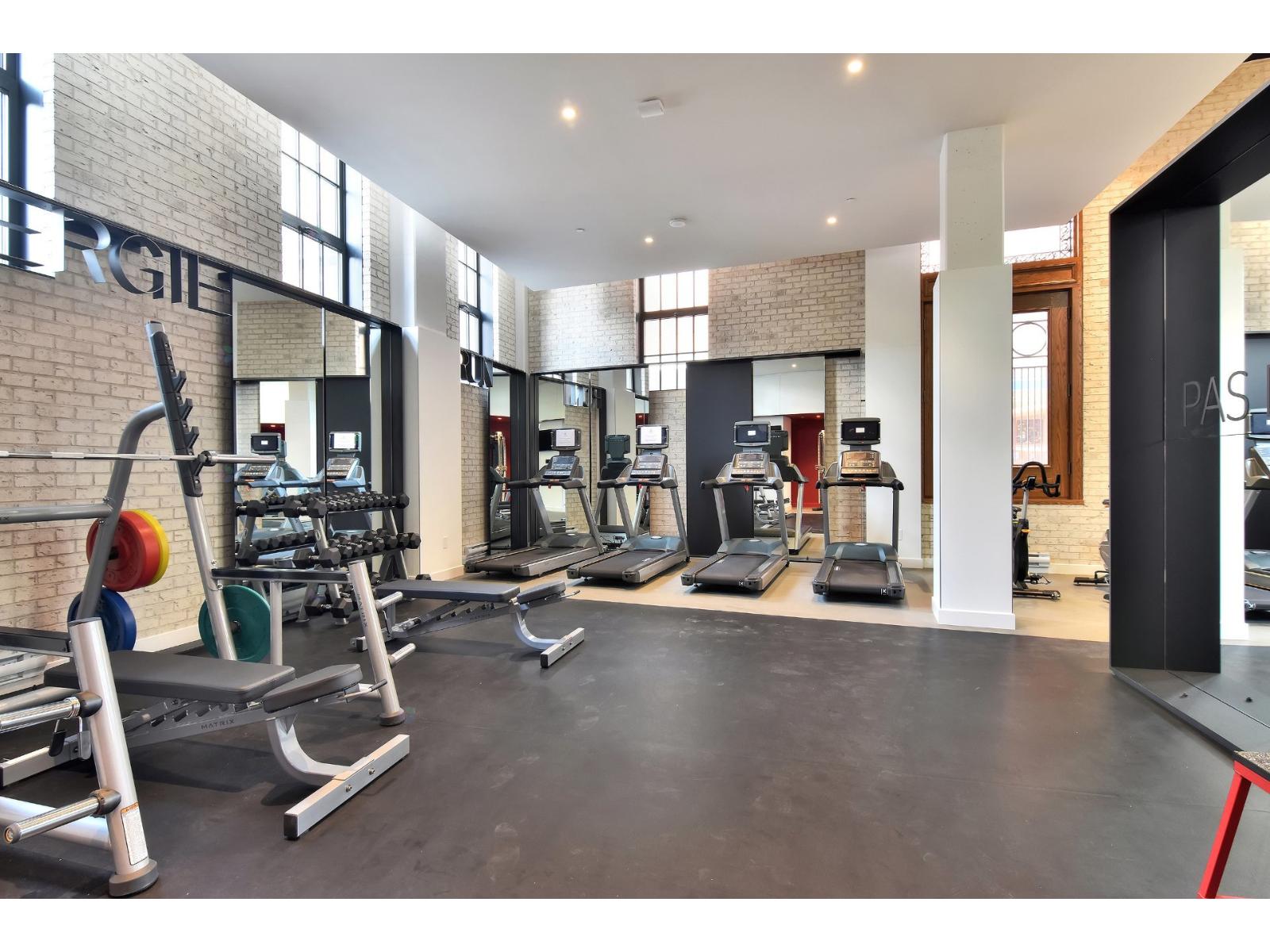 1188 Rue St-antoine O., #3606 Property Photo 32