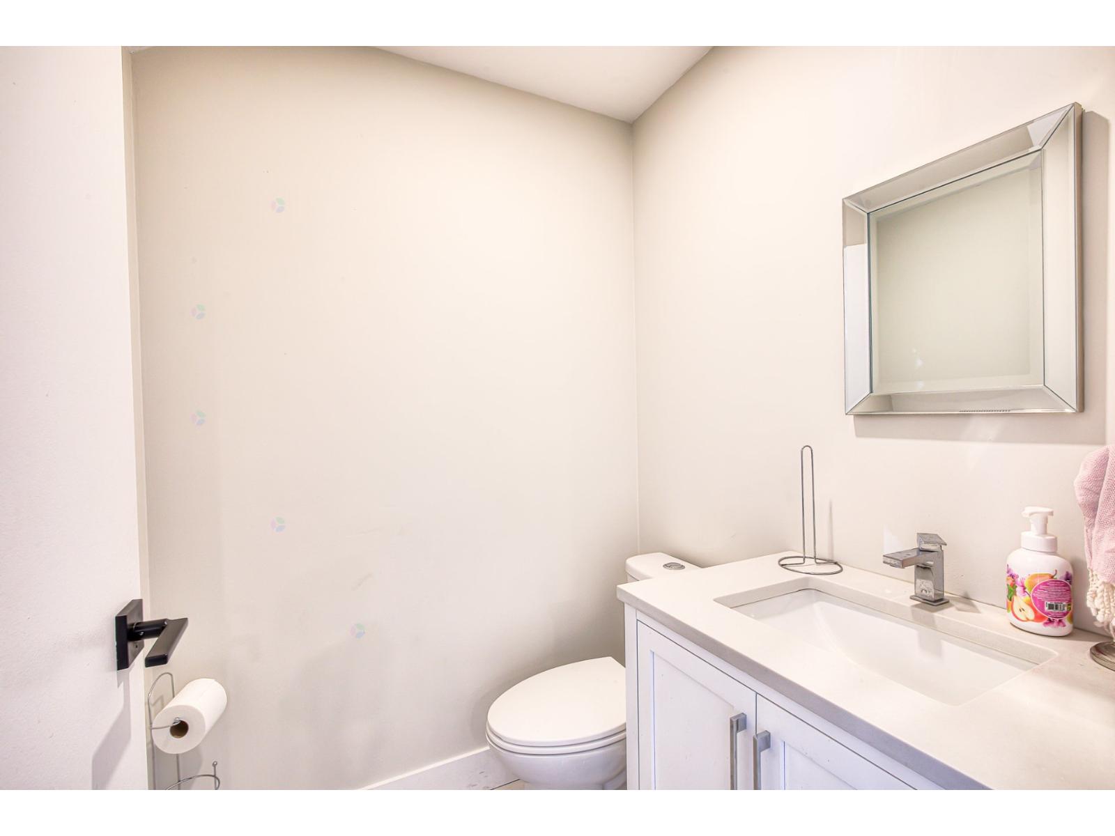 36-38 Rue Canvin Property Photo 12