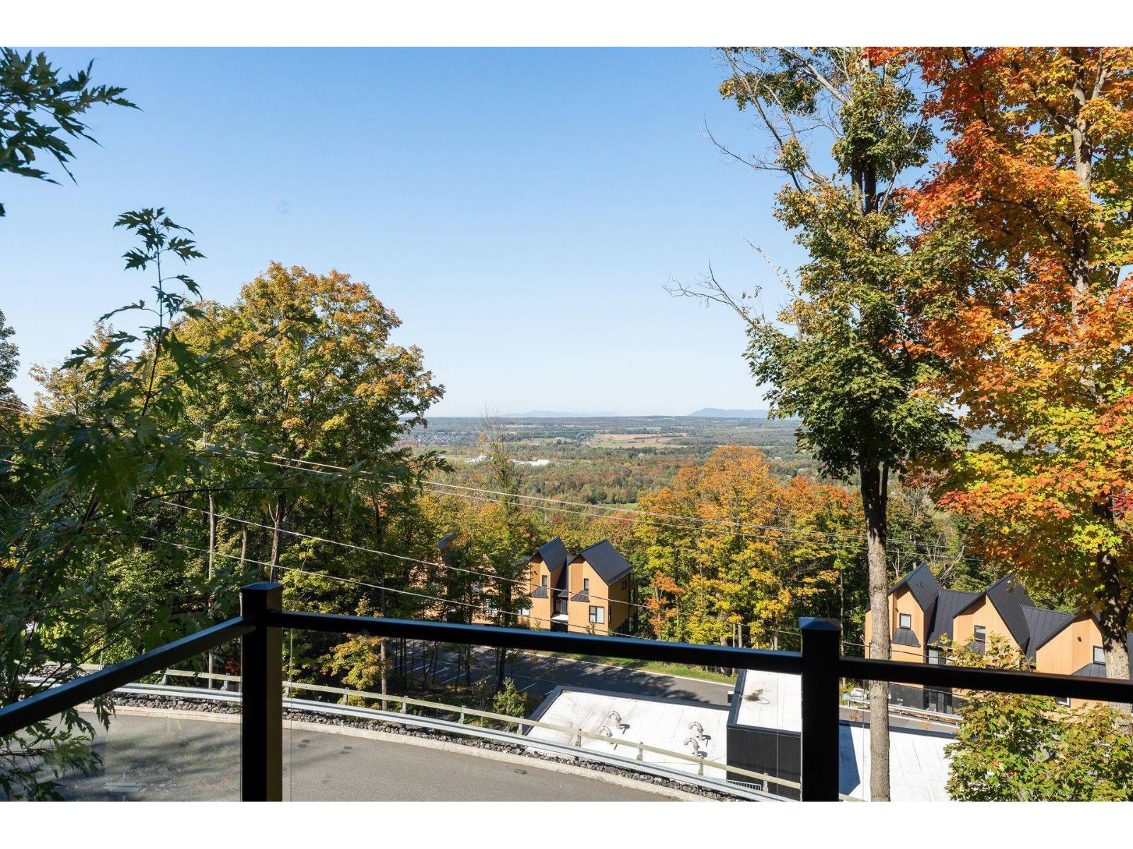 281 Ch. Des Diligences, #102 Property Photo 14