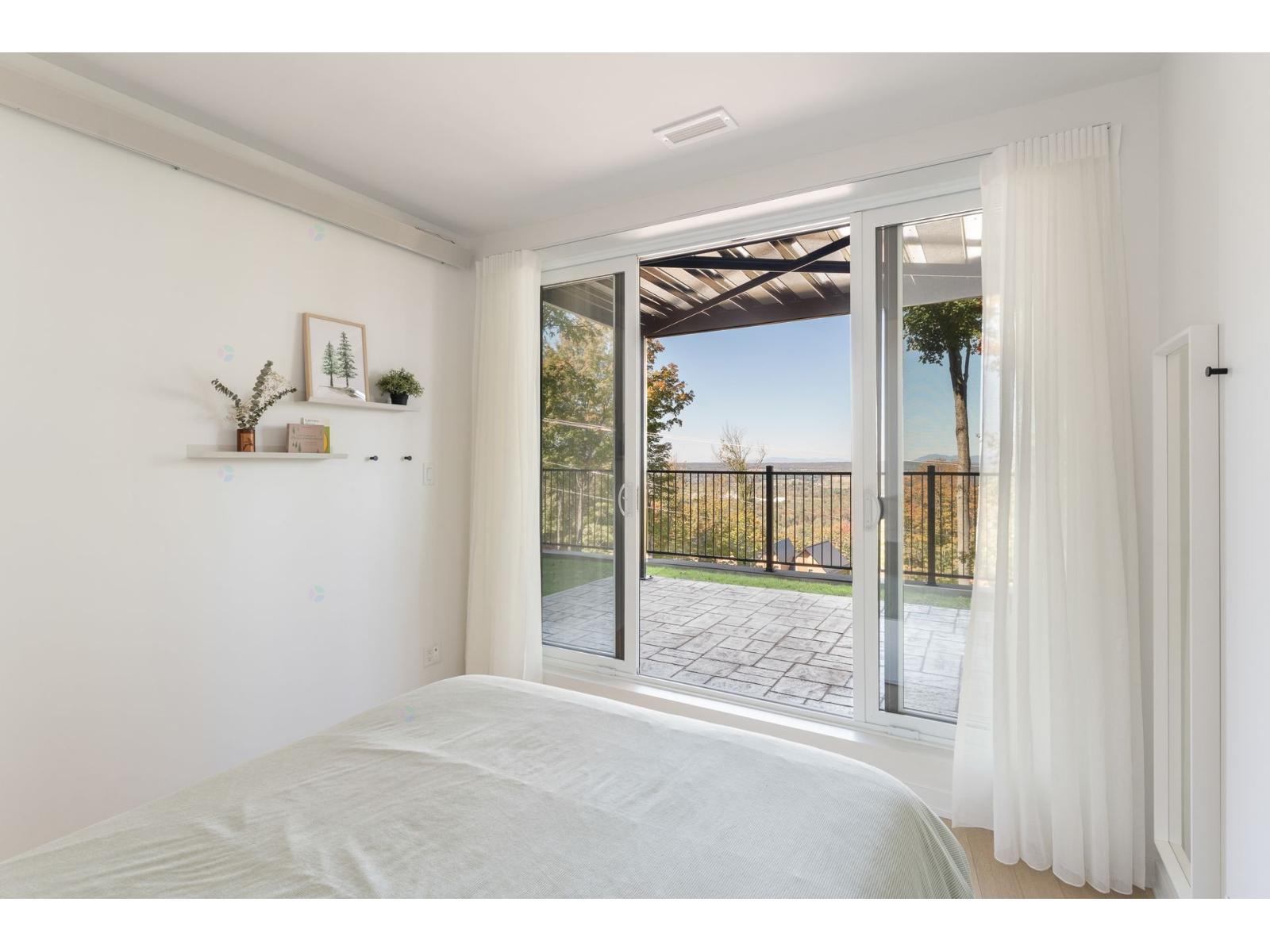 281 Ch. Des Diligences, #102 Property Photo 19