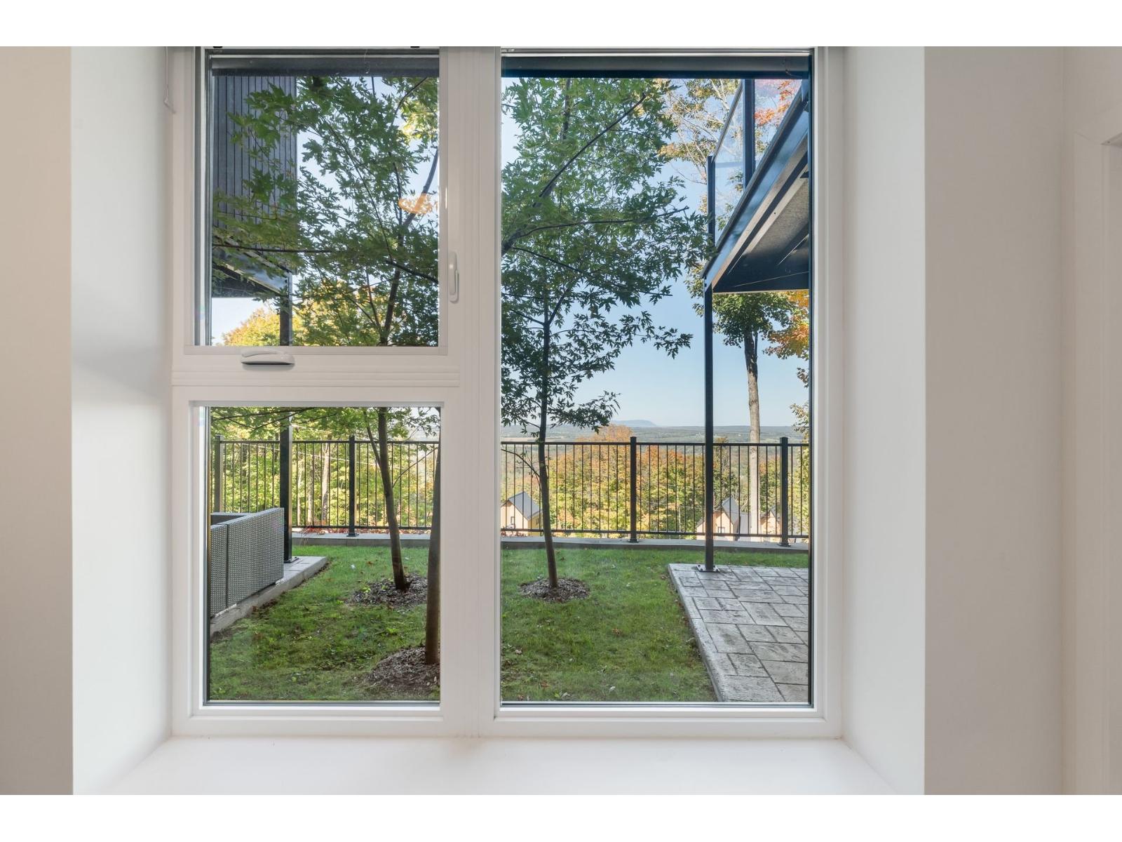 281 Ch. Des Diligences, #102 Property Photo 28