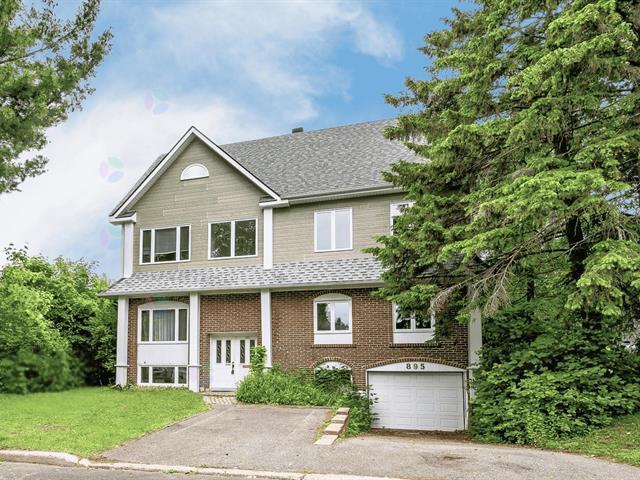 895 Rue Dolbeau Property Photo 1