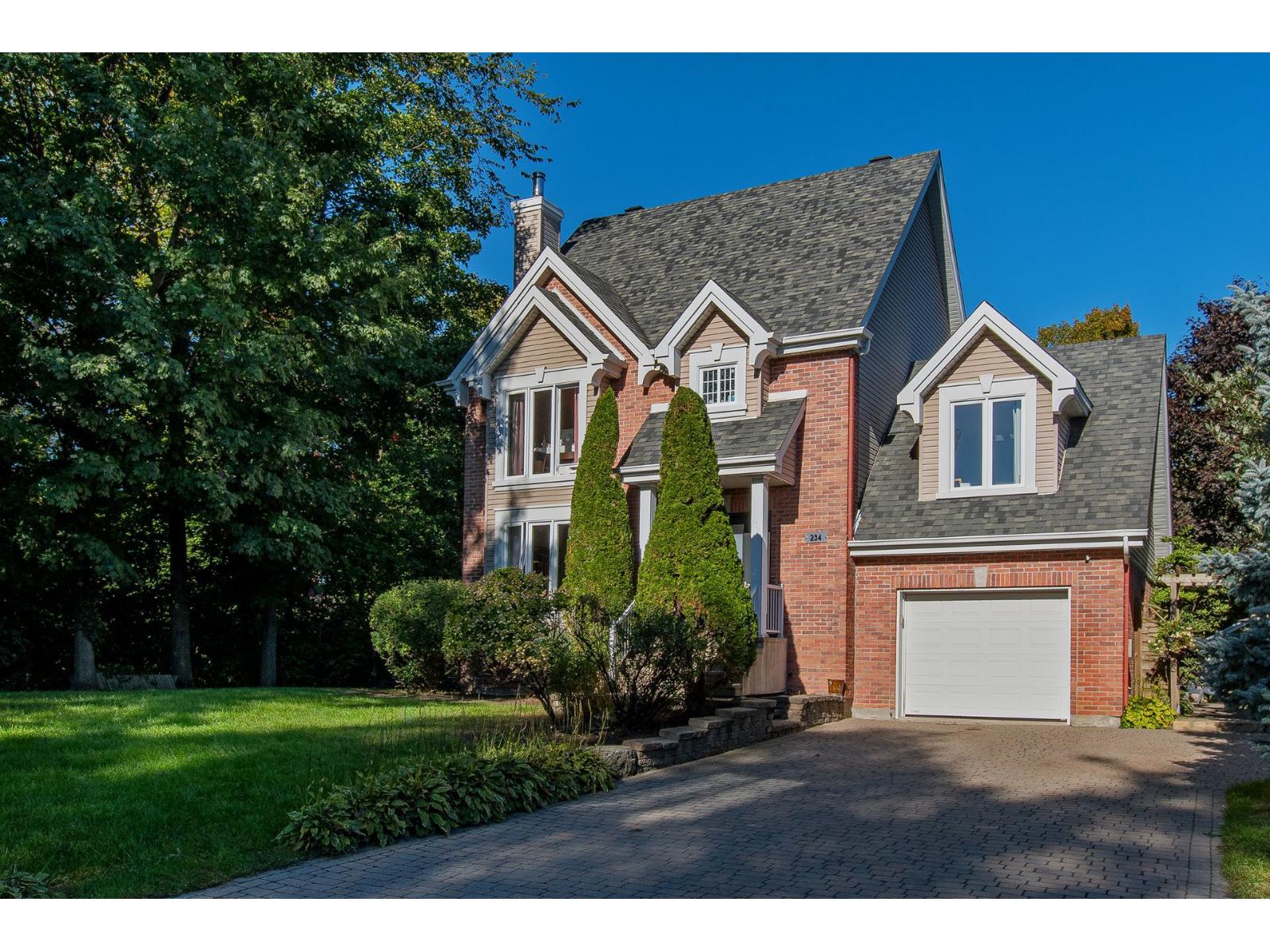 234 Rue Lucerne Property Image