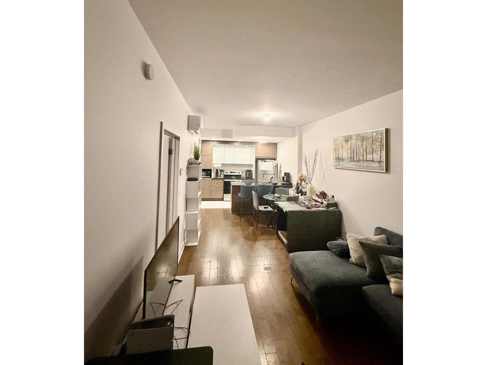 5175 Rue Mackenzie, #911 Property Photo 2