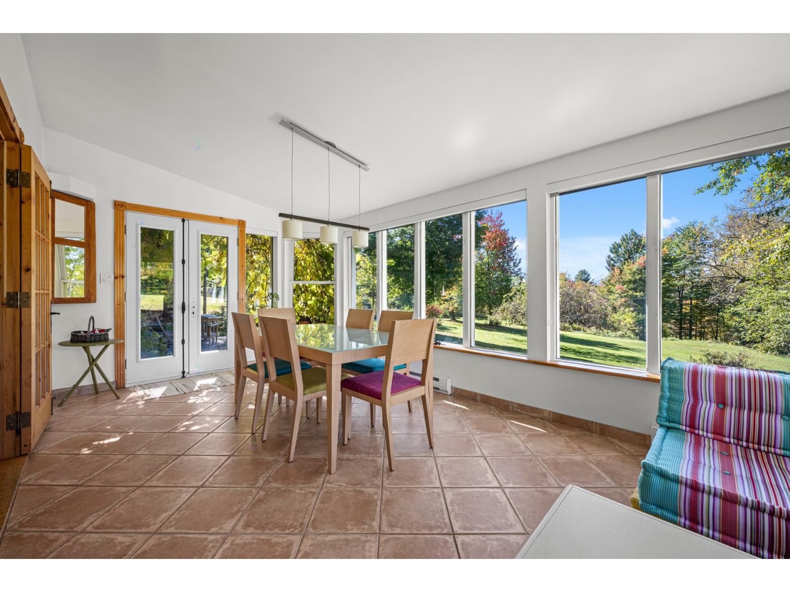 337 Ch. Scenic Property Photo 6