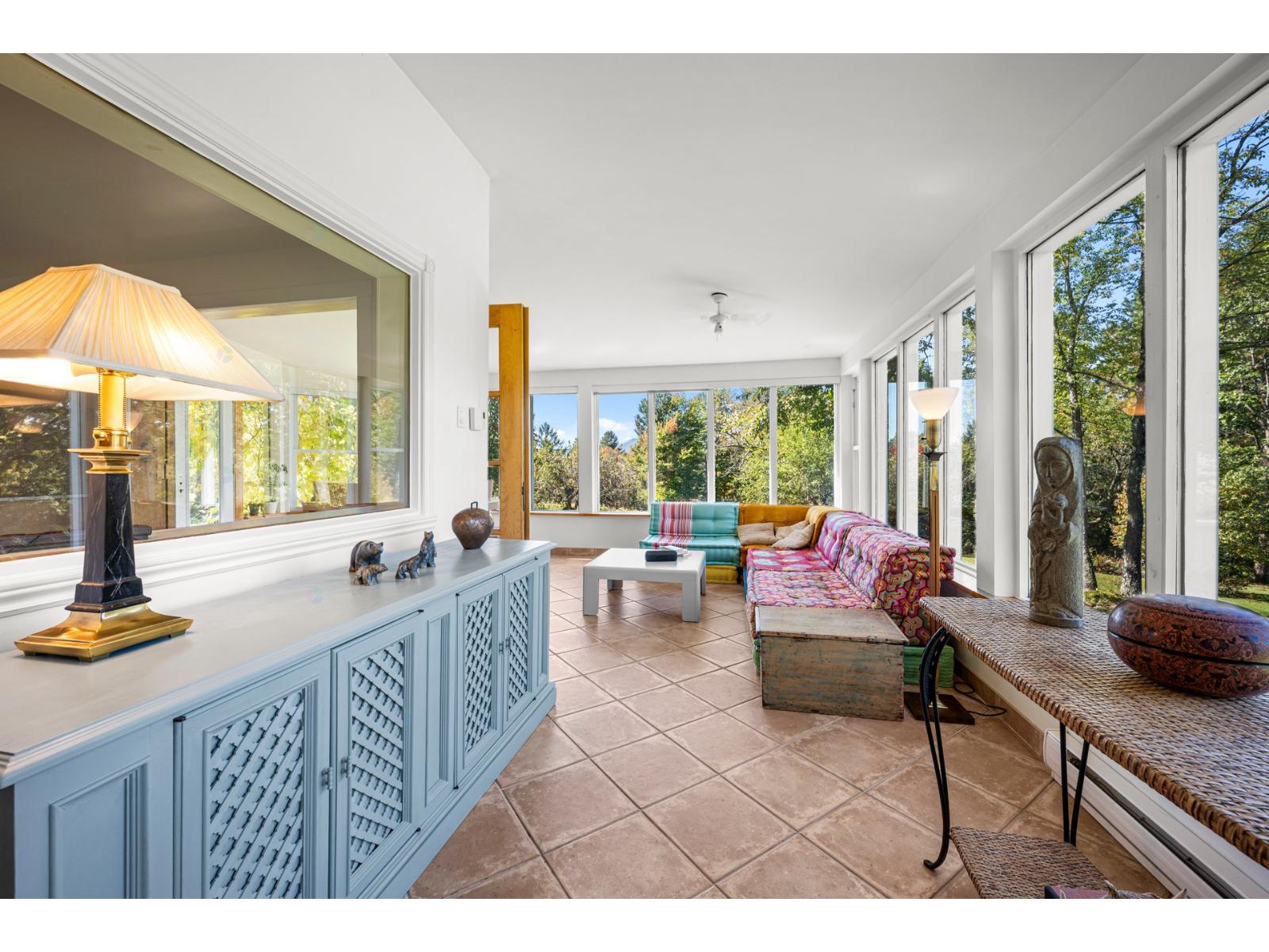 337 Ch. Scenic Property Photo 11