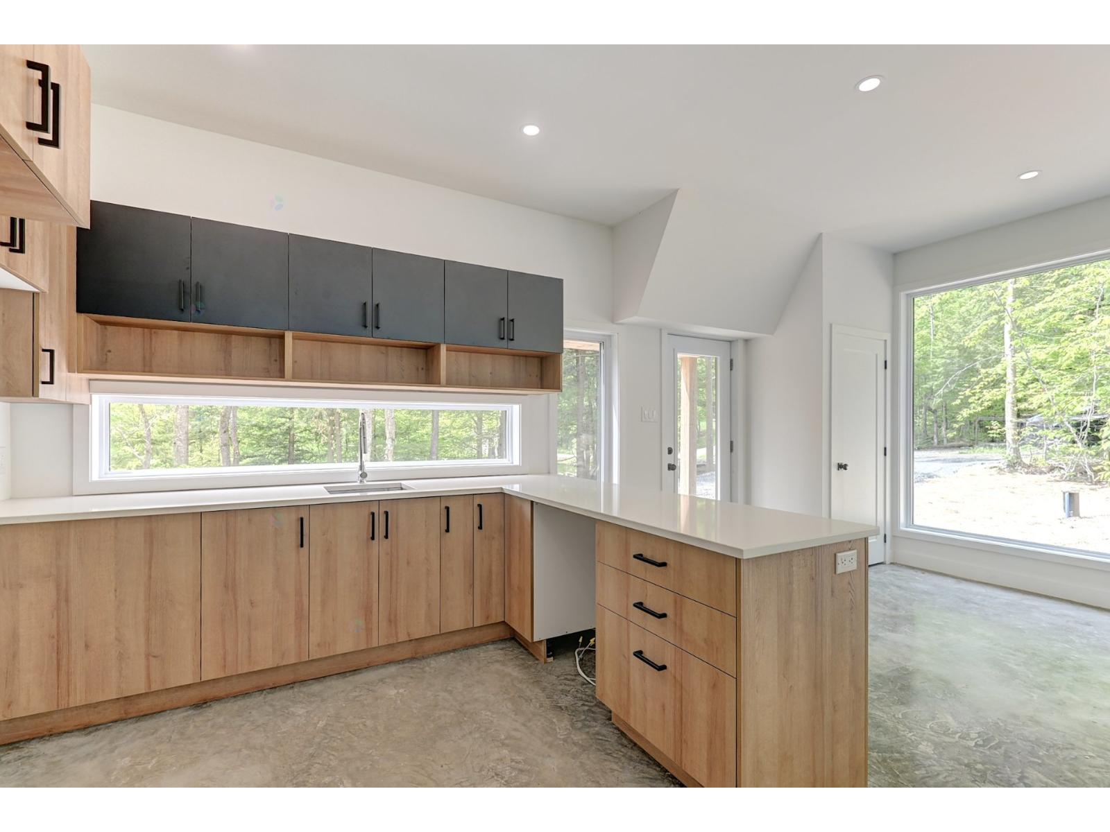 24 Rue Des Pins Property Photo 17