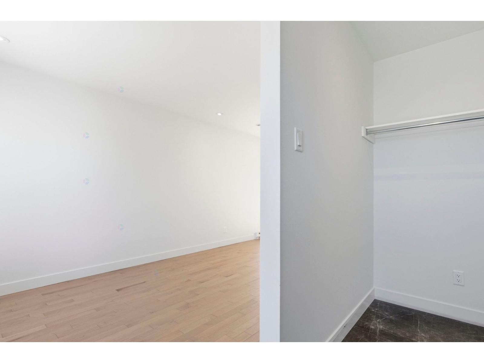 79z Rue D'youville, #a Property Photo 14