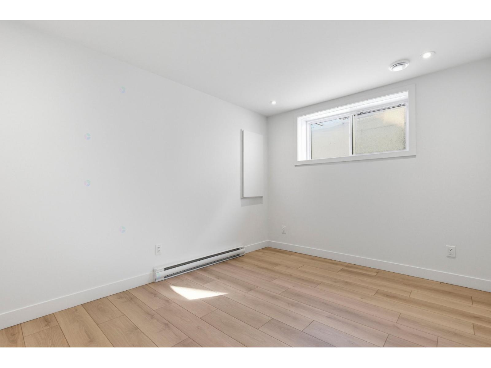 79z Rue D'youville, #a Property Photo 32