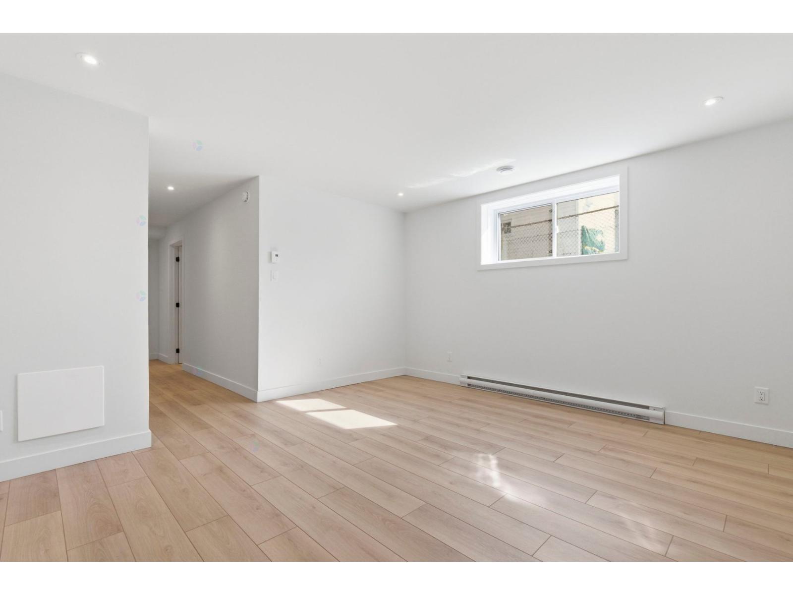 79z Rue D'youville, #a Property Photo 35