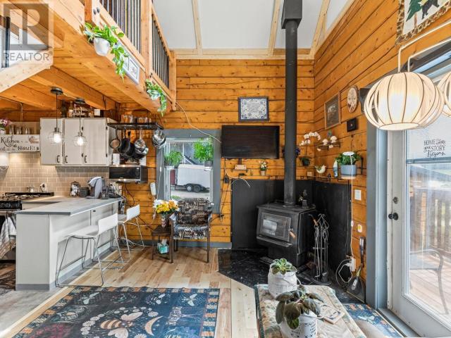 2762 North Klondike Highway Property Photo 3