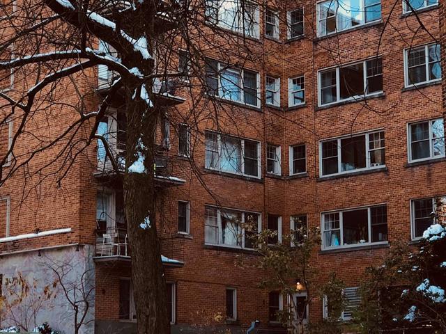 3475 Av. Ridgewood, #407 Property Photo 2