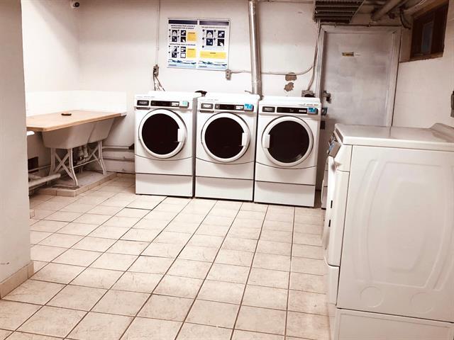 3475 Av. Ridgewood, #407 Property Photo 14