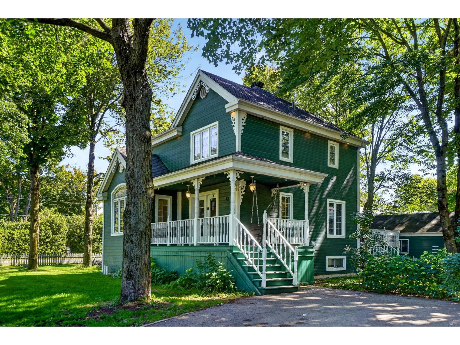 13 Rue Cartier Property Photo 1