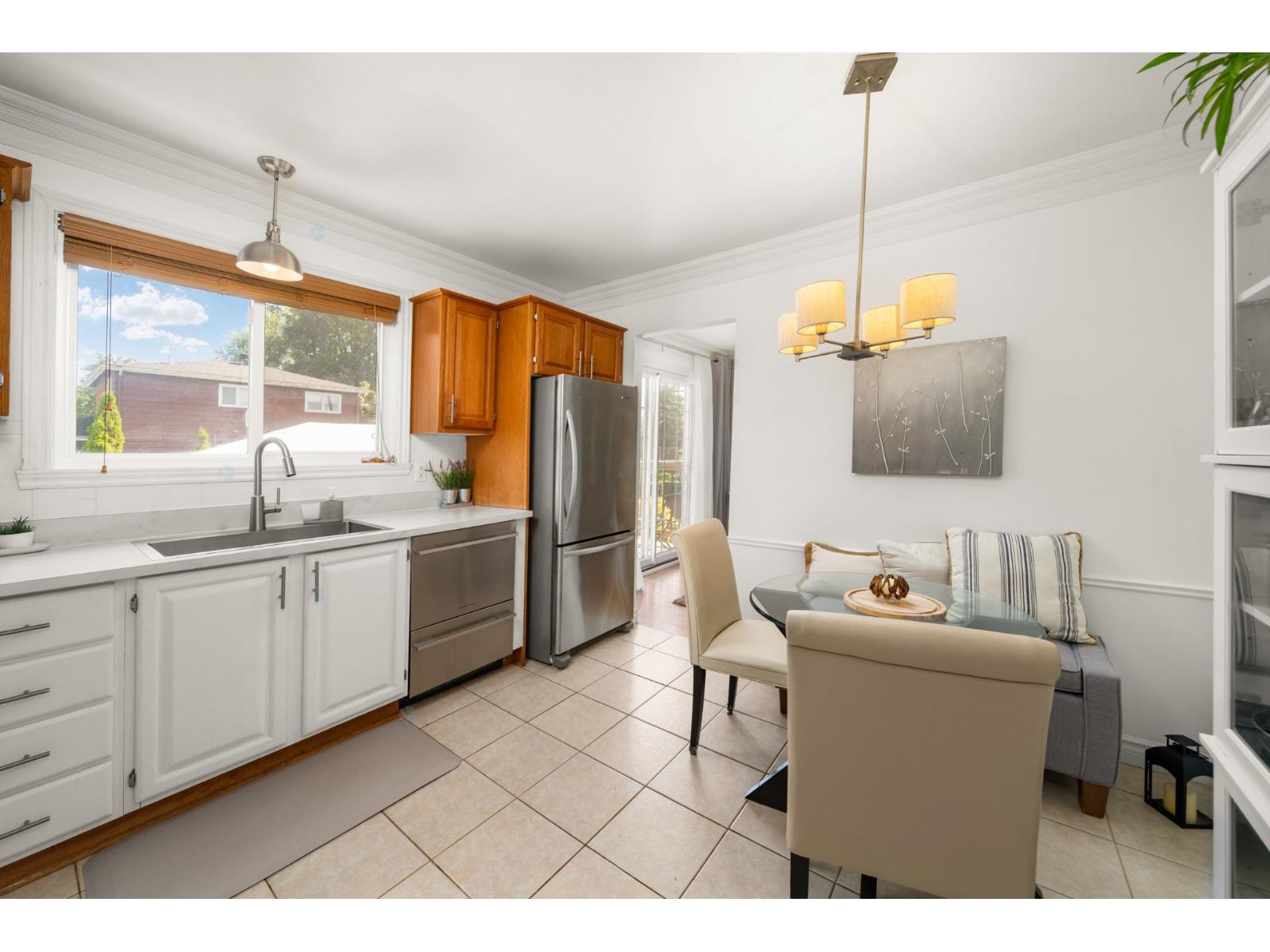 165 Place Thorncliffe Property Photo 1