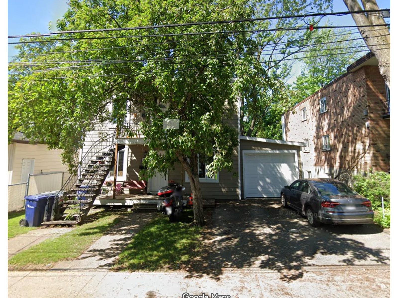 96-98 Av. Laval Property Photo 1