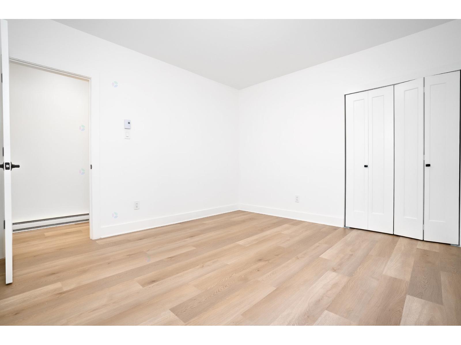 2114 Av. Claremont, #18 Property Photo 21