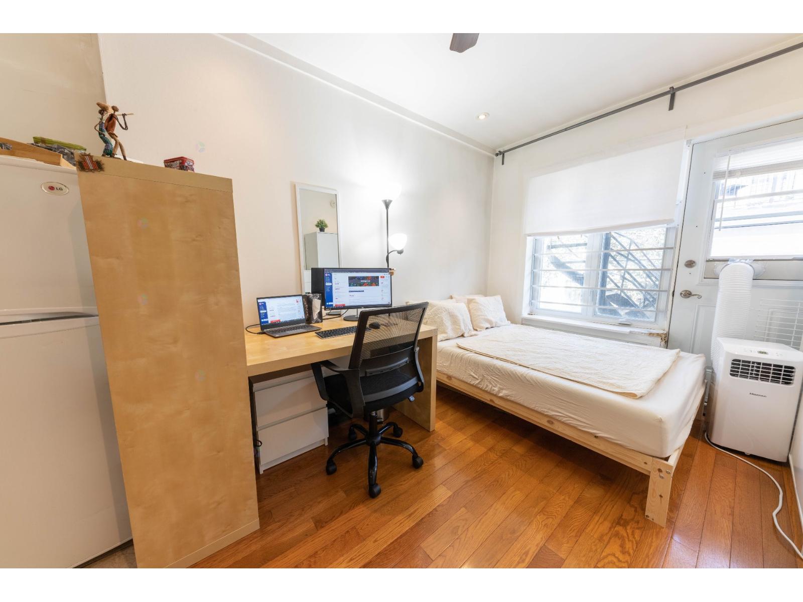 3549 Av. Lorne, #101