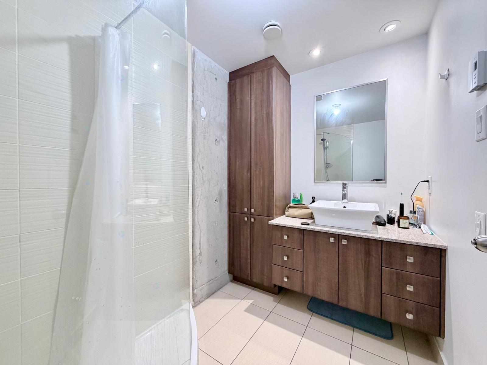 1235 Rue Bishop, #504 Property Photo 8