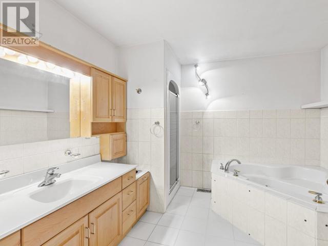 115 Mackintosh Street Property Photo 13