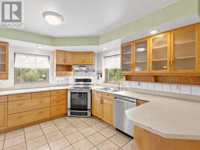115 Mackintosh Street Property Photo 16