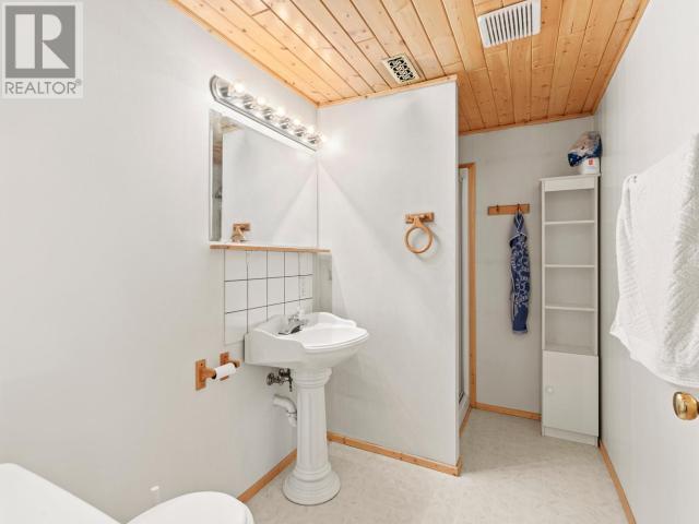 115 Mackintosh Street Property Photo 30