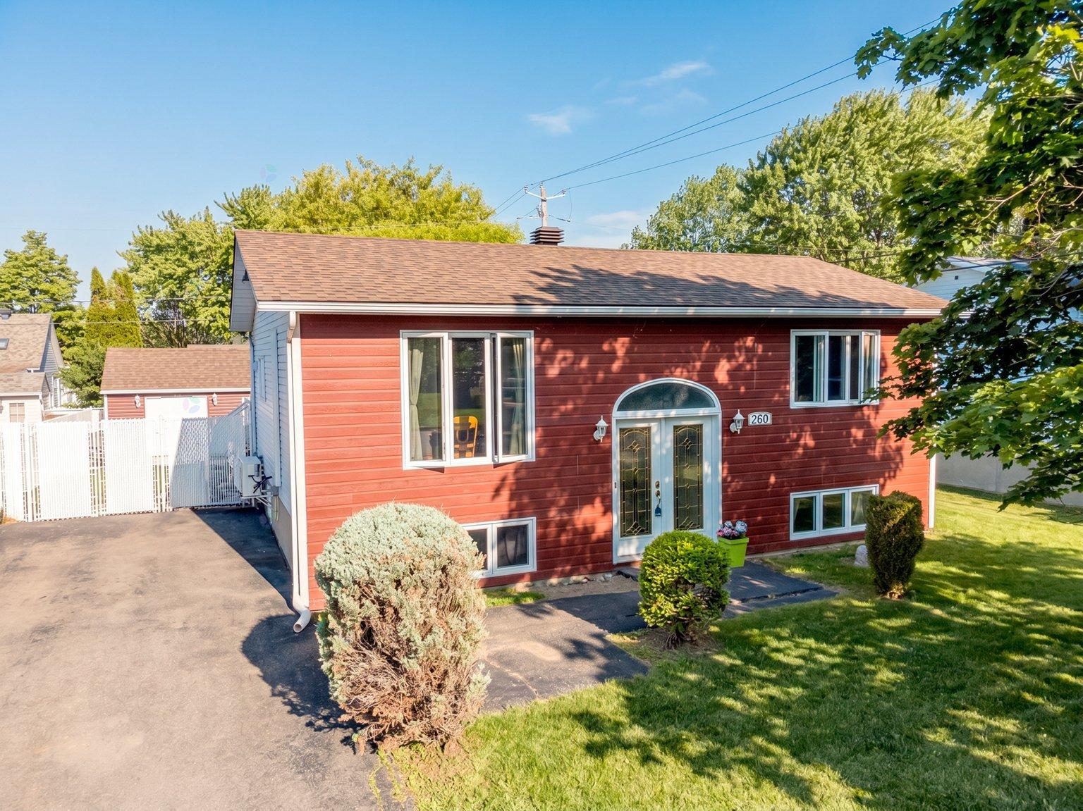 260 Rue De Cartier Property Photo 3